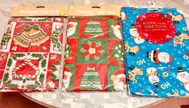 NEW Christmas Coated Plastic Tablecloth