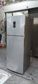 Electrolux 2-door fridge refrigerator 319-L
