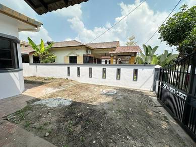 Bungalow House For Rent in Ipoh,PRK