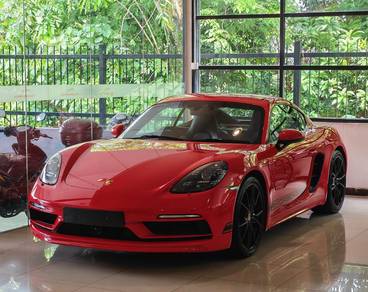 Porsche 718 CAYMAN in Ampang, KUL