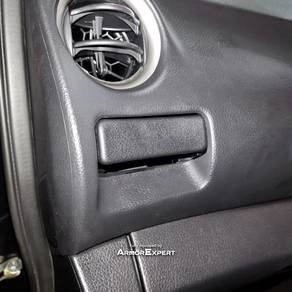 Nissan Navara NP300 Cup Holder 3