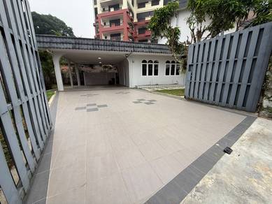 Bungalow House For Sale in Kuching,SWK