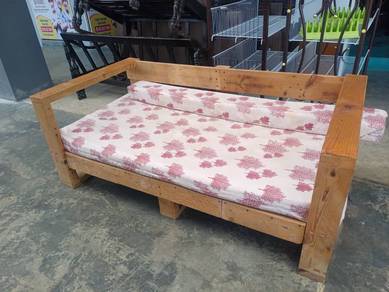 Day Bed Kayu