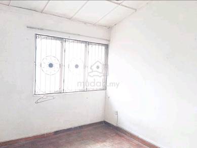 Room in Petaling Jaya, SGR