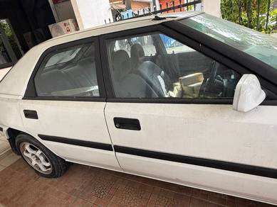 Mazda 323 in Subang Jaya, SGR