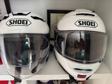 cardo intercom & helmet shoei