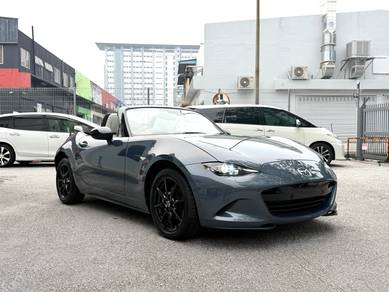2022 Mazda Roadster S LEATHER PACKAGE