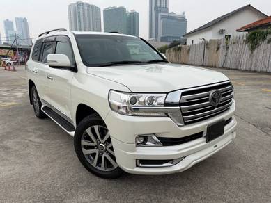 2018 Toyota Land Cruiser ZX