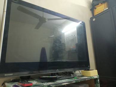 TV SHARP 40" quattron