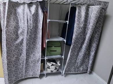 Almari Kain Wardrobe 