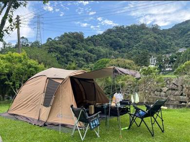 Like NEW Mobi Garden Backyard Tent + Ground Sheet