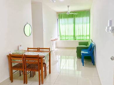 Apartment For Sale in University Condo Apartments 1