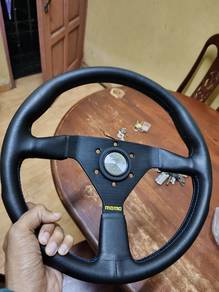 momo steering