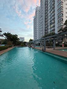 Condominium For Sale in Pulai View
