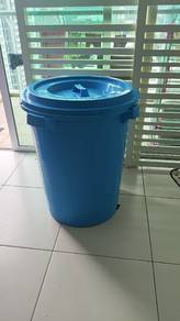 Big plastic Container 