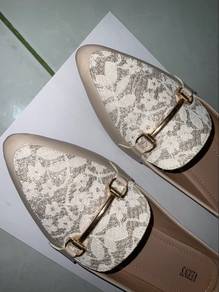 Flat Shoes VERNS (PAKAI SEKALI JE)