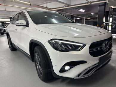 Mercedes Benz GLA200 200 PROGRESSIVE LINE in Petaling Jaya, SGR