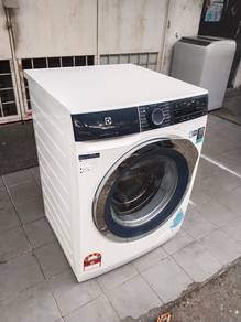 Electrolux inverter front washer 10kg