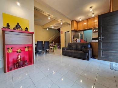 Townhouse For Sale in Kota Kemuning,SGR