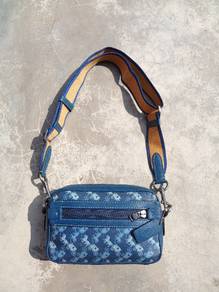 Coach Academy Crossbody Horse & Carriage Blue 8908