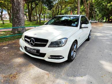 Mercedes Benz C200 200 CGI BlueEFCY ELEGANCE(CKD) in Bayan Baru, PNG