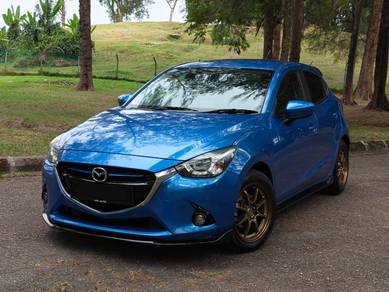 Mazda 2 SKYACTIV HATCHBACK in Sungai Besi, KUL