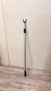 Adjustable Cloth Stick