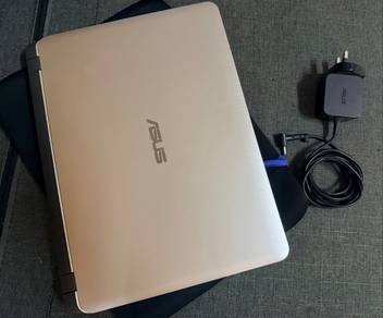 Laptop Asus A407M used