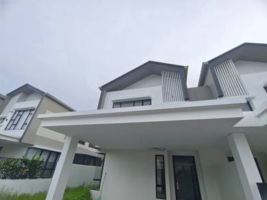 Semi-Detached House For Sale in Rawang,SGR