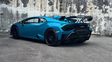 Lamborghini Huracan STO 640 PS V10 in Taman Tun Dr Ismail, KUL