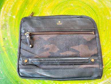 MSPC camo clutch