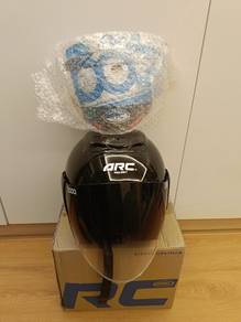 Helmet salah saiz