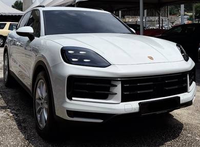 Porsche Cayenne BASE in Damansara, KUL