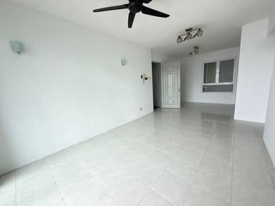 Condominium For Sale in The Spring