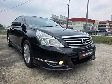 Nissan Teana 200 XE LUXURY in Salak Selatan, KUL