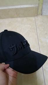 topi drum "ULTRAMAN" untuk dilepaskan
