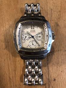 GUESS WATERPRO GW0572G1 Watch Collection100%OriUse