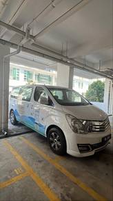 Hyundai Grand Starex ROYALE in Petaling Jaya, SGR