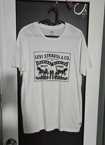 Levi's T-shirt