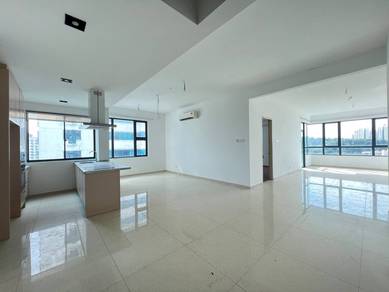 Condominium For Sale in Bay 21