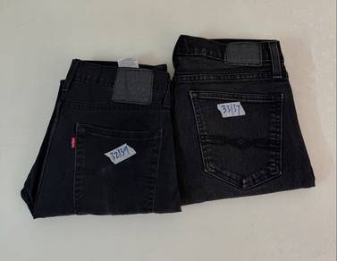 Levi’s Jeans sz 32 Combo:::