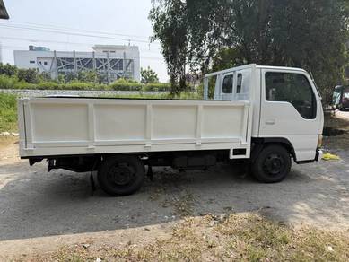 Lori Isuzu 1 Tan Lorry Boon