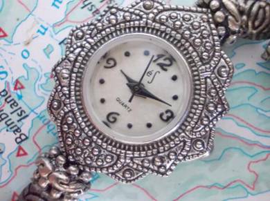 Lady ES watch