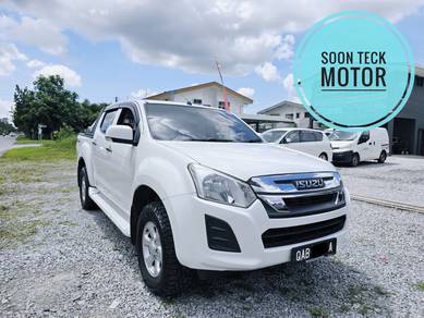 Isuzu D-Max STANDARD 4x4 (MT-P) in Kuching, SWK