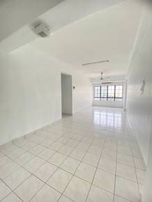 Condominium For Rent in Bayu Tasik 1