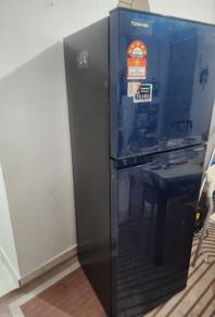 Toshiba 252L Inverter Fridge Peti Sejuk Rosak
