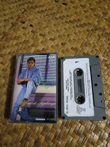 Kaset Jamilul Hayat 
Kaulah Segalanya