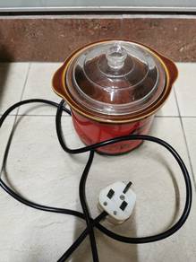 Mini slow cooker
