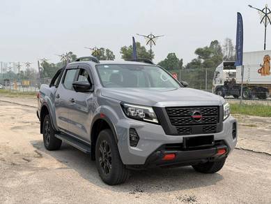 Nissan Navara PRO-4X in Johor Bahru, JHR