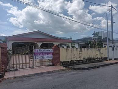 Bungalow House For Sale in Gelugor,PNG